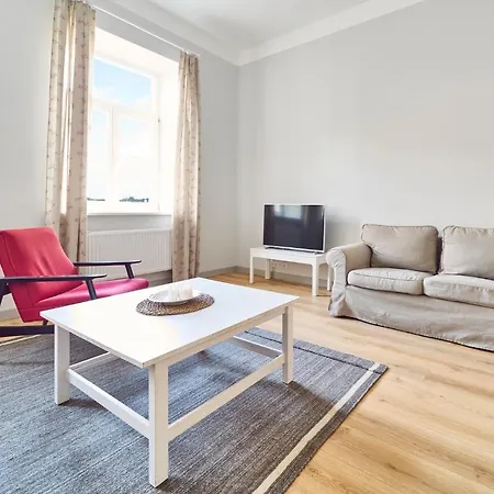 Lovely, View Apartment, Centre *